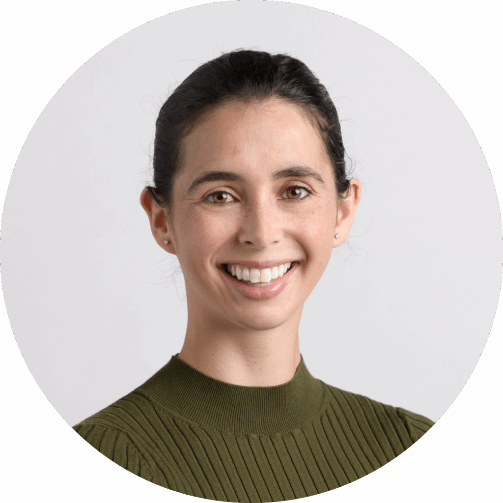Lauren Atallah Headshot.